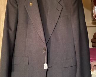 Men's vintage and designer clothing, sizes L-XL, brands like Burberrys, Fendi, Christian Dior, Givenchy, LL Bean, Polo Ralph Lauren, Bergdorf Goodman, Orvis 