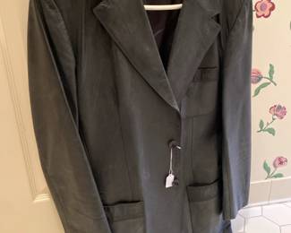 Men's vintage and designer clothing, sizes L-XL, brands like Burberrys, Fendi, Christian Dior, Givenchy, LL Bean, Polo Ralph Lauren, Bergdorf Goodman, Orvis 