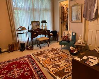 Mid-Century Style Chair