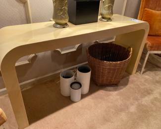 Waterfall console table, Weave Basket