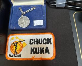The 50th American Presidential Inaugural Ball 1985 keychain, Vintage Hawaii patch 