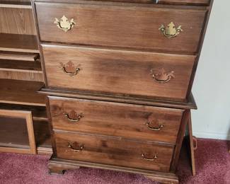 Chest of drawers