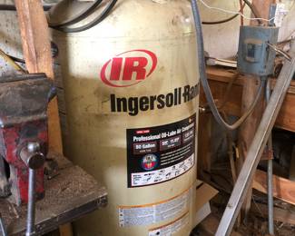2007 80 Gallon ASME Tank - Ingersoll Air Compressor 90psi, 5HP (running), 11.8HP (peak), 135 max pressure - excellent condition
