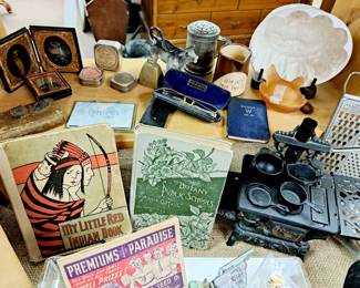 Salesman's sample "Cresent" cast stove 