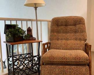 Reclineer with Accents