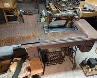 Vintage Singer Sewing Machine