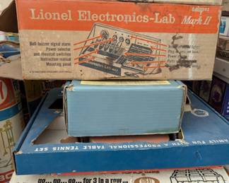 vintage 70's toys - Lionel