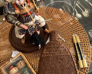 Handmade Japanese Ta Kada Edo ,Pair of Japanese KoKeshi , Vintage Japanese Sumurai Warrior