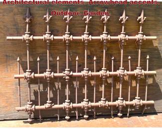 Lot 1450 Heavy Vintage Iron Grate. Architectural elements. Arrowhead accents. Outdoor. Garden. 