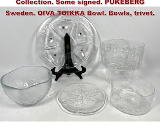 Lot 1686 5pc Modernist Clear Glass Collection. Some signed. PUKEBERG Sweden. OIVA TOIKKA Bowl. Bowls, trivet.