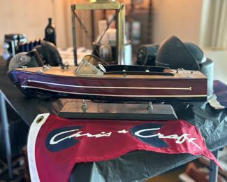 Vintage chris craft boat model 