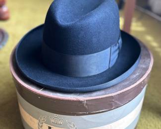 Very nice vintage Lee hat