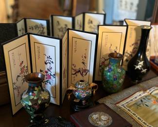 Cloisonne vases, small asian screen 
