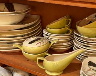 Mid century modern dishes 