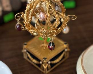 Beautiful Joan Rivers egg tree