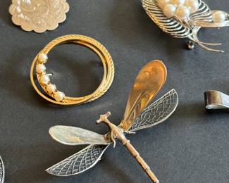 Dragonfly sterling pin