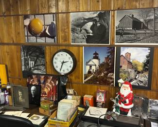 Vintage clock, photos, Christmas 