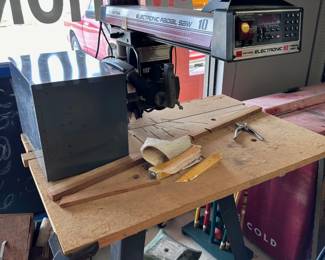Radial Arm Saw
