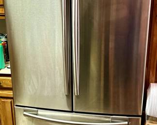 Samsung refrigerator 