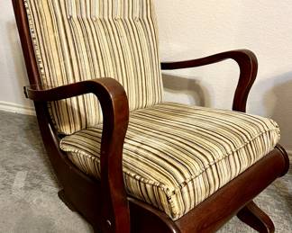Vintage rocking chair 