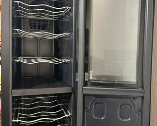 Wine refrigerator (like new) 