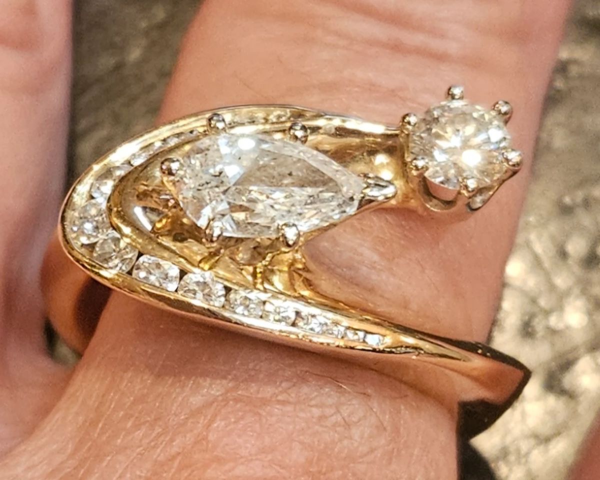 14K Gold Ring - Size 9