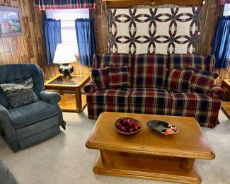 Living room sofa, loveseat, & recliners 