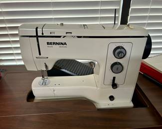 Very nice Bernina portable sewing machine- a work horse 