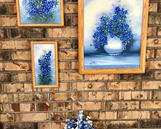 These bluebonnet paintings are so sweet 