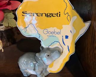 Goebel Porcelain Figurine Serengeti Shield Hippo