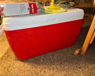 insulated cooler 