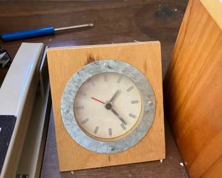 Wooden Table Clock
