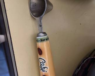 Coffee Collectible Vintage Scoop Cafe design