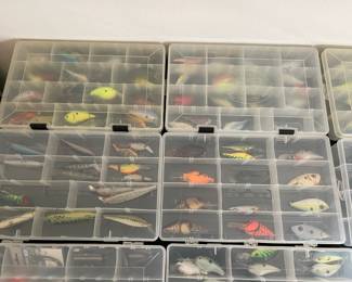 HUGE selection of freshwater crank baits 
