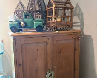 Entertainment center, deco birdhouses