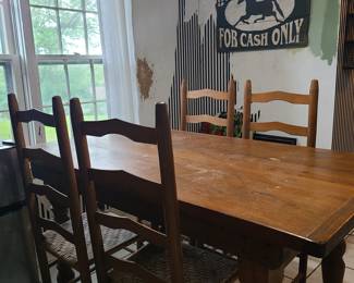 Farmhouse table