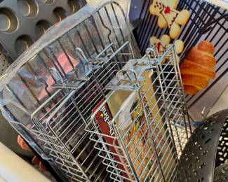 Metal Bakeware and grill racks