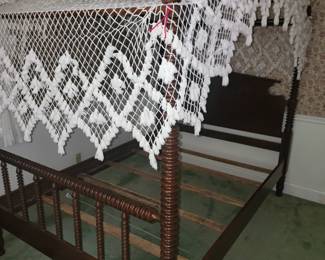 Jenny Lind Canopy Bed