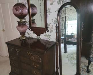 Kittenger Chest of Drawers