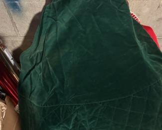 Green velvet Xmas tree skirt