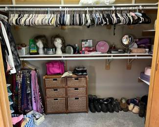Velvet hangers for sale 