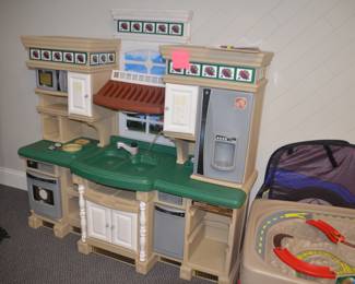 Toy Kitchen Set