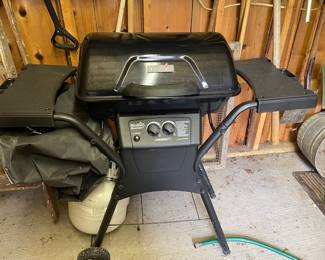 Char Broil Quickset grill like new