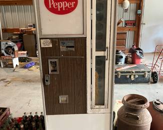 Working vending machine