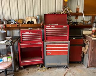 Craftsman tool cabinet with craftsman tools