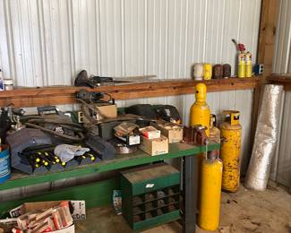 Many tools and gas bottles