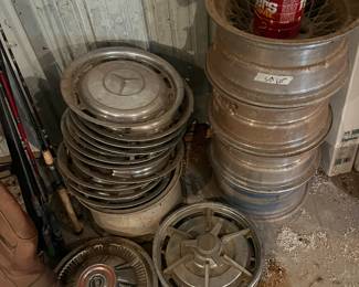 Mercedes Benz wheel covers