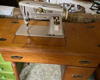 Singer sewing machine