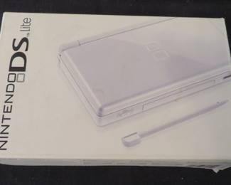 Nintendo DS Lite
