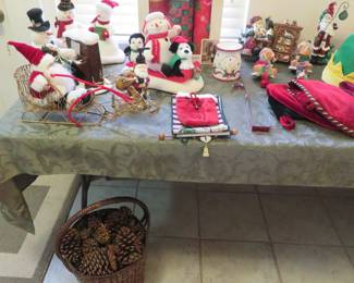 Hallmark snowman collectibles